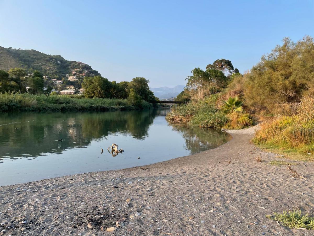 Appartamento Villa Rita A 100 M Dal Mare! Vallecrosia Exterior foto